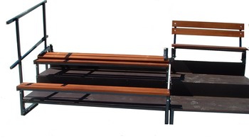Tribune 3 rangs